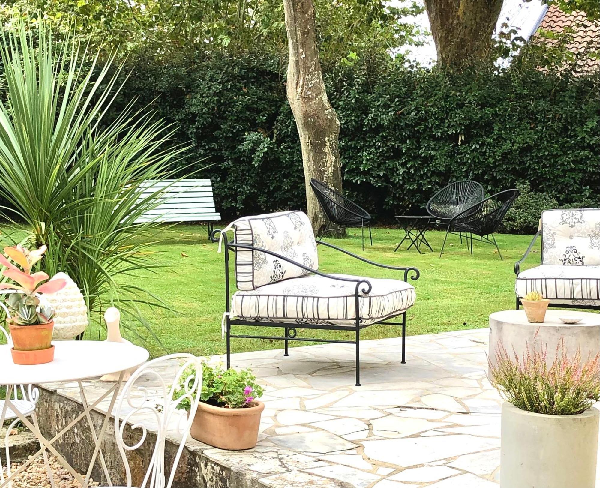Bed and Breakfast La Parenthese Saubrigues Exterior foto