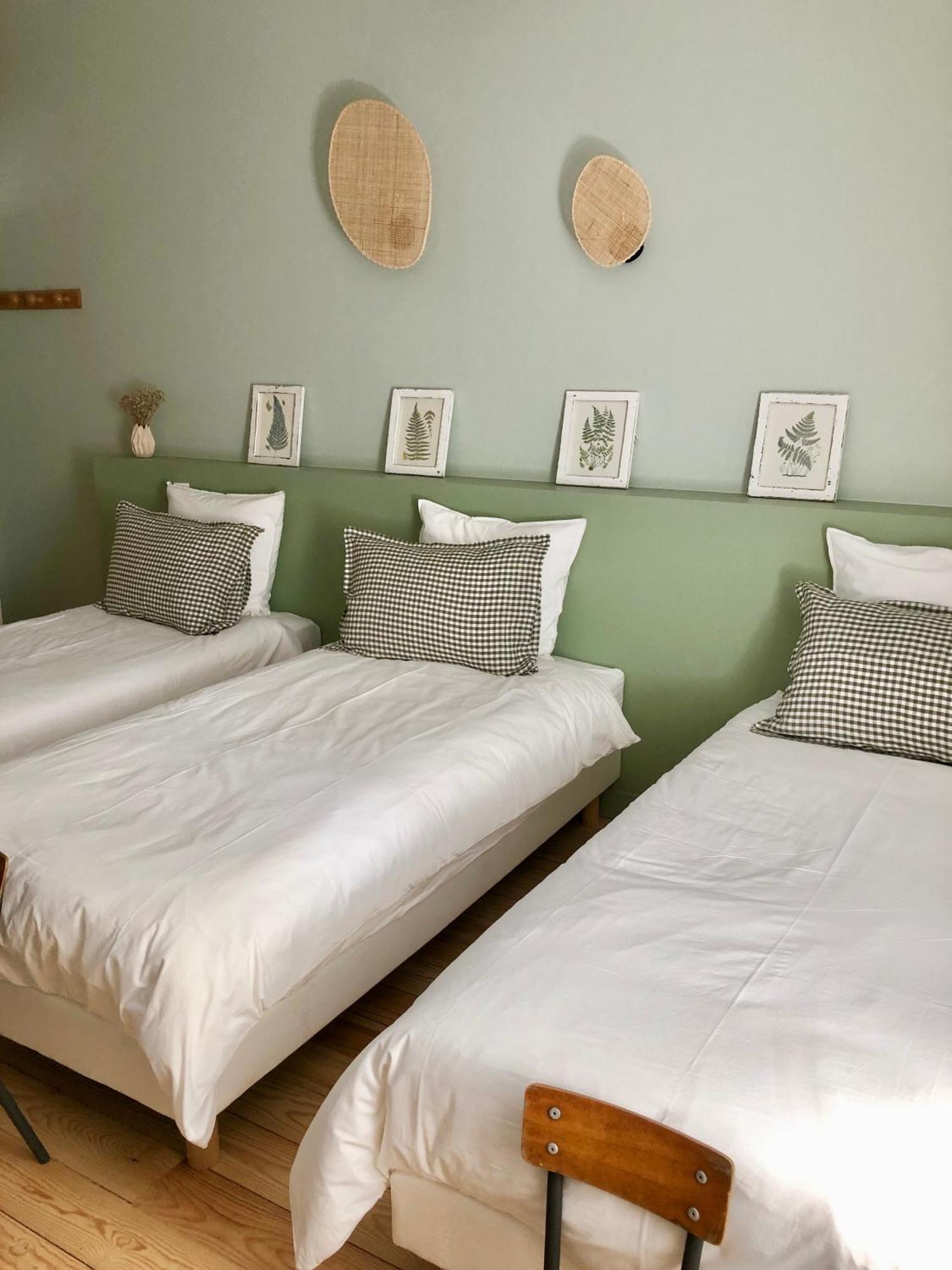 Bed and Breakfast La Parenthese Saubrigues Exterior foto